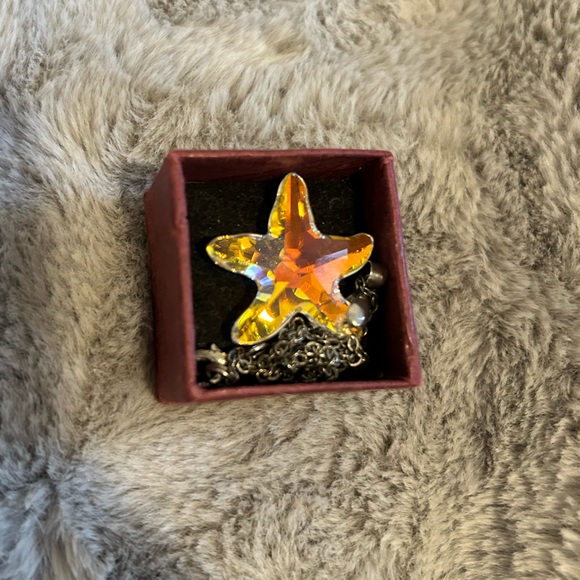 Crystal Starfish Necklace - Picture 2 of 4